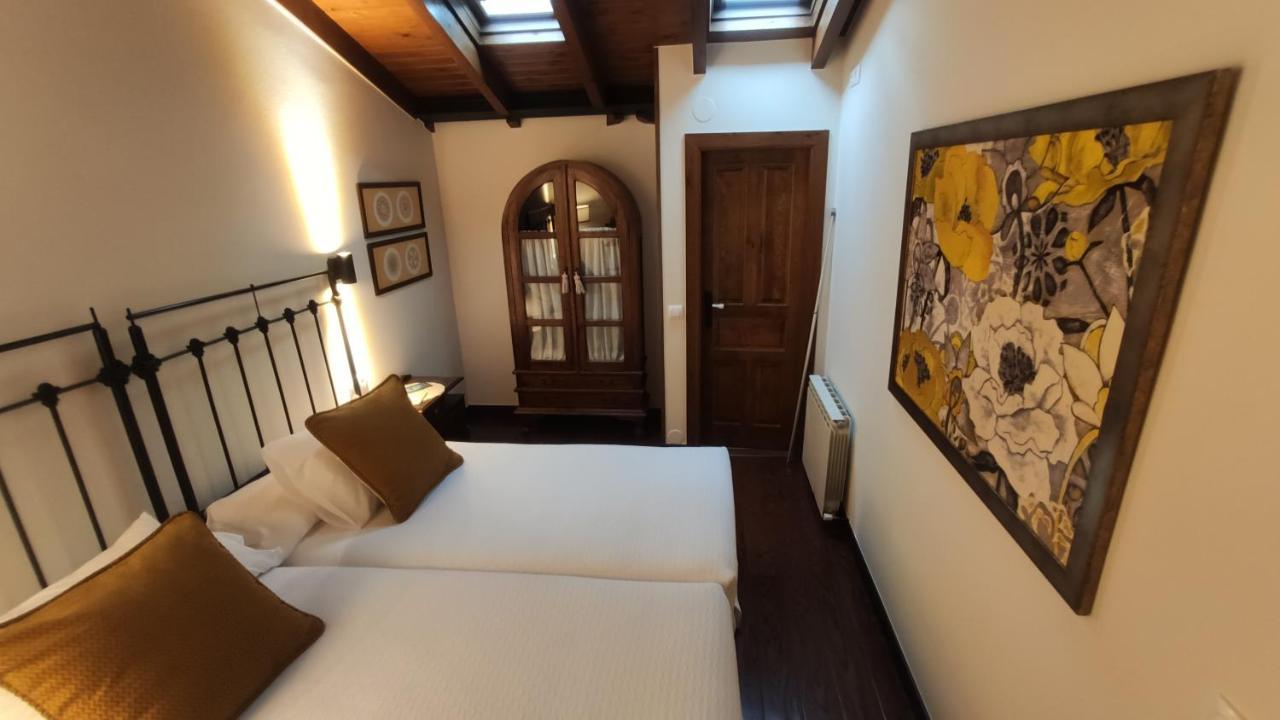 El Colladin Guest House Llerices Eksteriør bilde